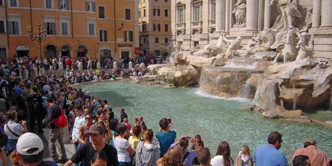 Aşk Çeşmesi adeta para basıyor