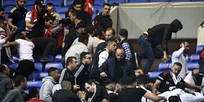 Fransa’da Beşiktaş taraftarına hapis cezası