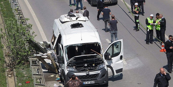 İstanbul’da servis minibüsünde patlama!