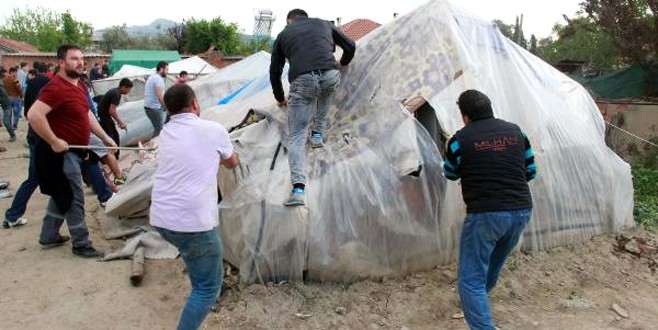 İzmir’de Suriyeliler ile tehlikeli gerginlik