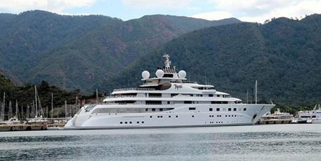 Marmaris yüzen sarayı konuk etti