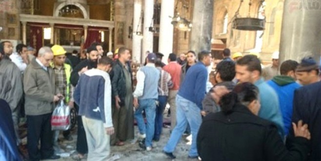 Mısır’da Kıpti kilisesinde patlama!