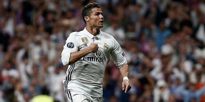 Son şampiyon Real Madrid yarı finalde