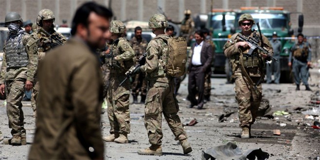 Taliban militan kılığında kışlaya sızdı! 140 ölü