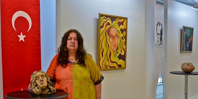 Ünlü karikatüristten resim sergisi