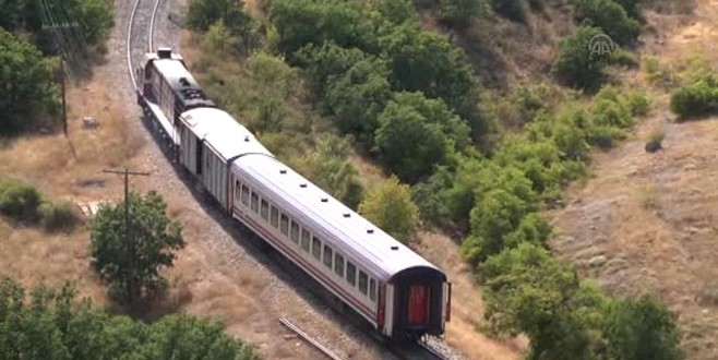 Bingöl’de tren geçişi sırasında patlama!