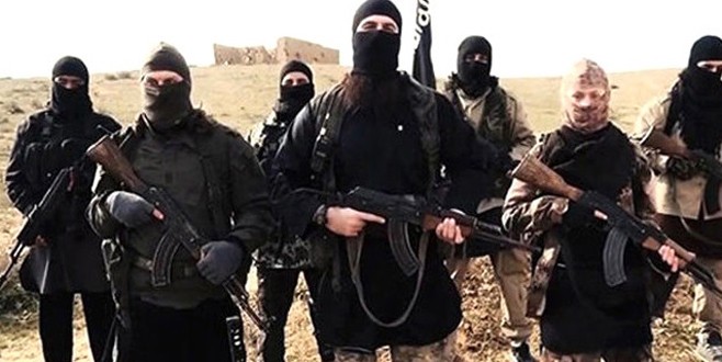 DEAŞ 19 kişilik iki aileyi katletti!