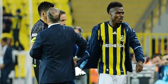 Emenike ile Fenerbahçe taraftarı yine kapıştı