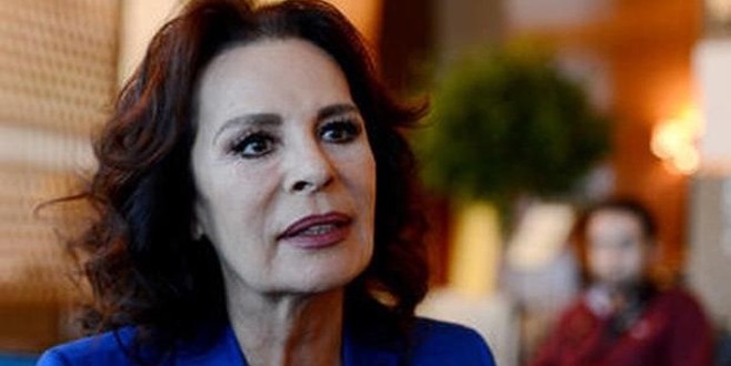 Hülya Koçyiğit akciğer kanseri oldu