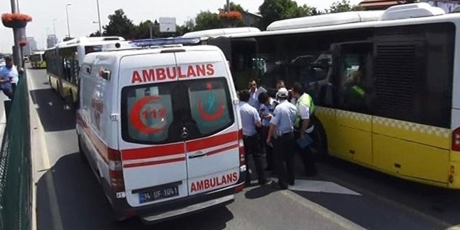 İstanbul’da metrobüs kazası