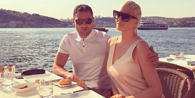Taraftardan Jelena Karleusa’ya seks yasağı!