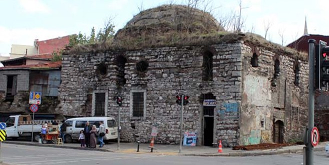 Tarihi Cibali Hamamı satışa çıktı