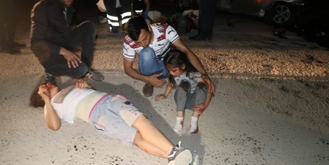 Adana’da korkunç kaza; anne ile kızı öldü