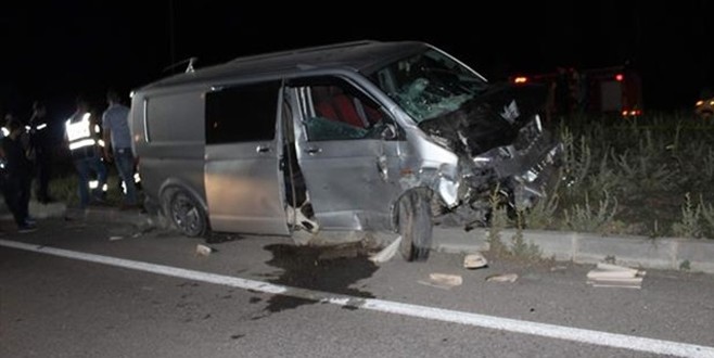 Afyonkarahisar’da korkunç kaza: 4 ölü