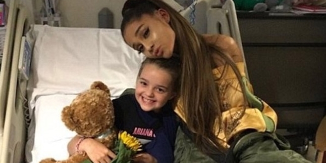 Ariana Grande Manchester’a geri döndü!