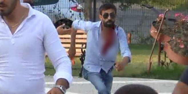 Çocuk parkında falçatalı dehşet