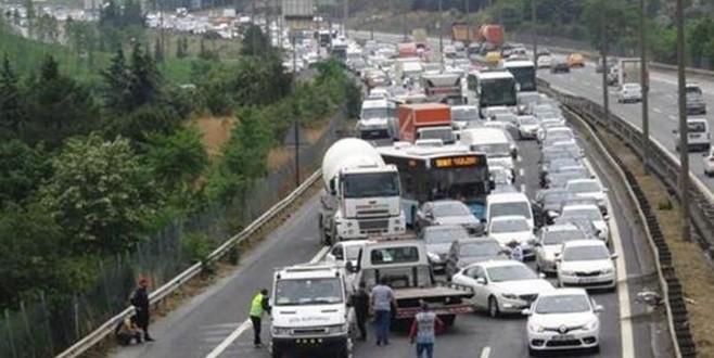 Çok kaza yapanın ehliyetine el konulacak