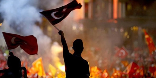 Demokrasi nöbetleri tekrar başlıyor