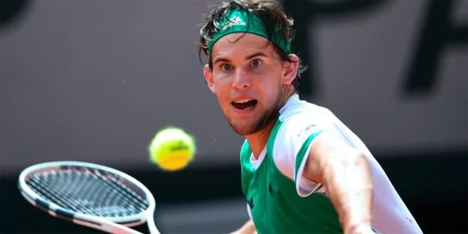 Dominic Thiem Novak Djokovic’i ezdi geçti!