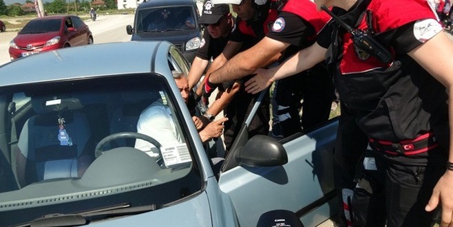 Düzce’de Kılıçdaroğlu’na protesto