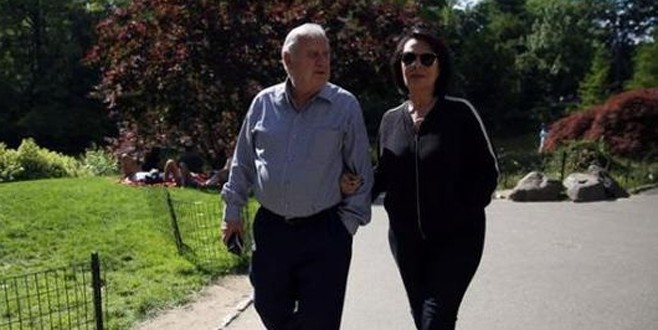 Hülya Koçyiğit’ten güzel haber!