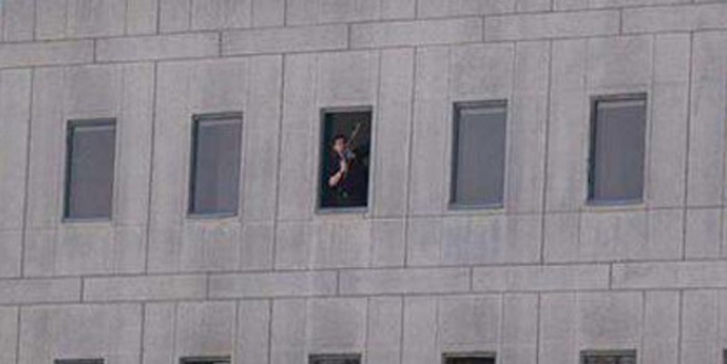 İran meclisine silahlı saldırı; 7 ölü