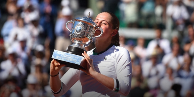 Jelena Ostapenko Fransa’nın yeni kraliçesi