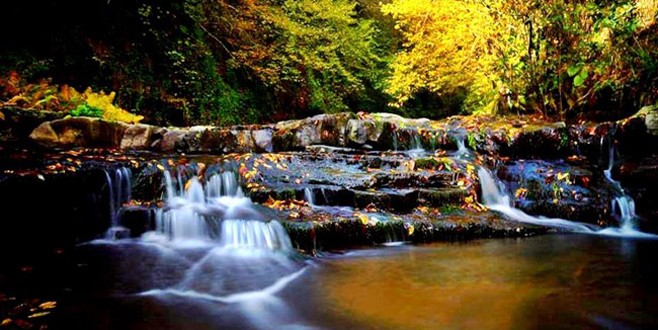 Şelalede fotoğraf faciası; 2 ölü