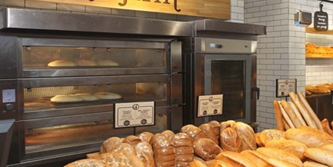 Simit Sarayı Komşufırın’a talip oldu