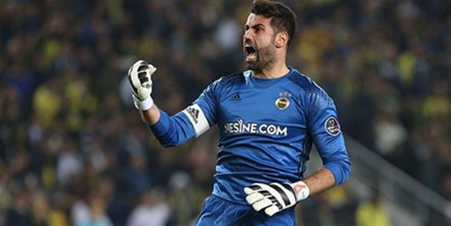 Volkan Demirel Fenerbahçe’de kaldı