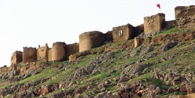 Bayburt Kalesi restore edilecek!