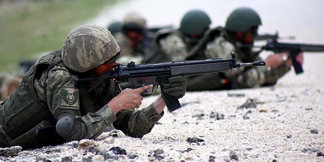 Çukurca’da çatışma: 3 asker yaralı!