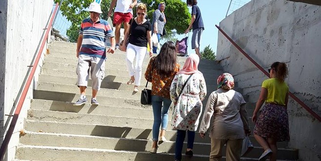 Vatandaş isyanda; ‘Böyle alt geçit olmaz olsun!’