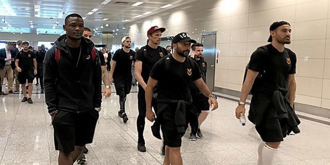 Galatasaray’ın rakibi İstanbul’a geldi