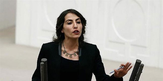 HDP’li Tuğba Hezer Öztürk’ün vekilliği düşürüldü