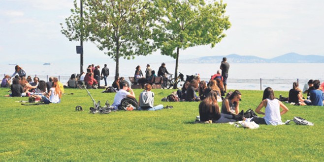 Kartal’da sahilinde şok bildiri!