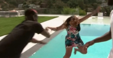 Pogba kadın muhabiri havuza attı