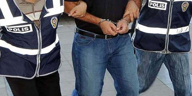 Şüpheli adreslere 24 saat gözaltı