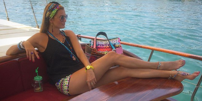 Tuğba Özay öyle bir köprü kurdu ki!