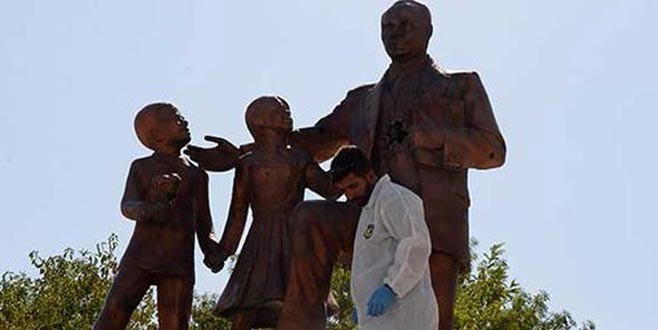 Atatürk’ün anıtına saldırıda flaş gelişme