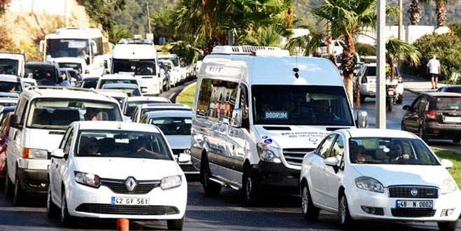 Bodrum’a tatilci akını