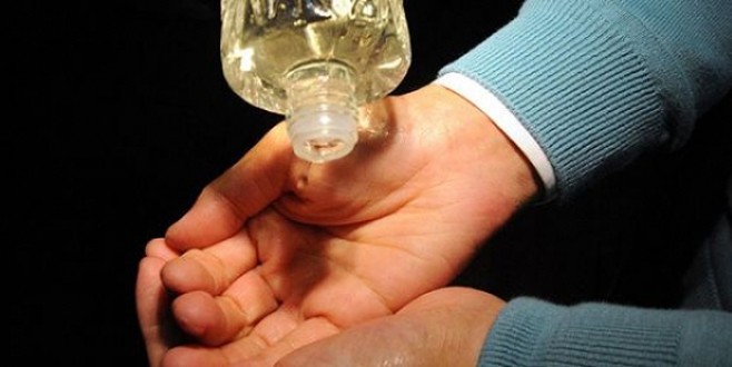 Sahte kolonya kör edebilir!