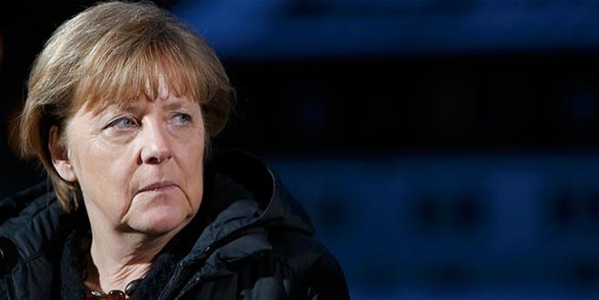 Avrupa Parlamentosu da Merkel’e karşı