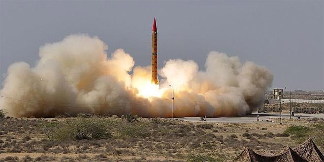 Kuzey Kore füze fırlattı! Halk sığınaklara çağrıldı