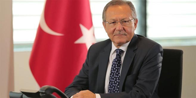 Ahmet Edip Uğur pazartesi istifa ediyor