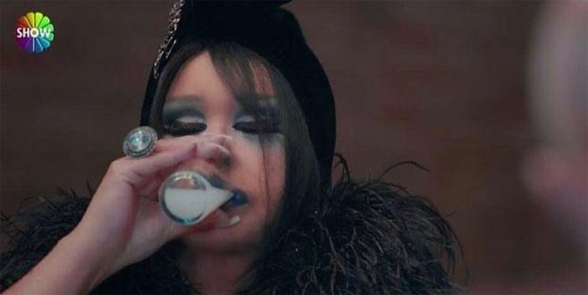 Bülent Ersoy Çukur dizisine damga vurdu