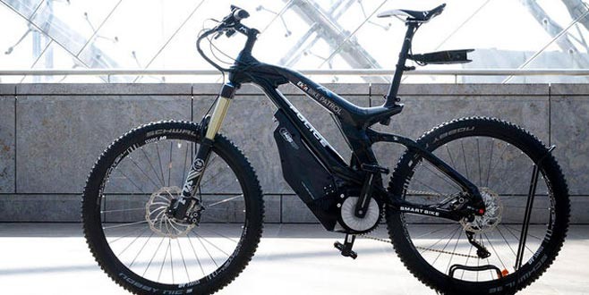 Dünyanın ilk akıllı polis bisikleti