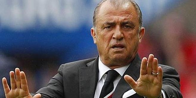 Fatih Terim Yunanistan’da istifayı getirdi!