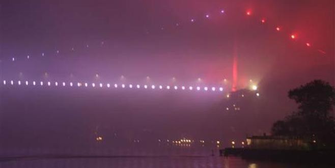 İstanbul’da yoğun sis! Göz gözü görmüyor