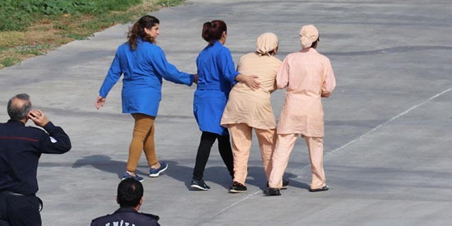 Tekstil fabrikasında doğalgaz sızıntısı!